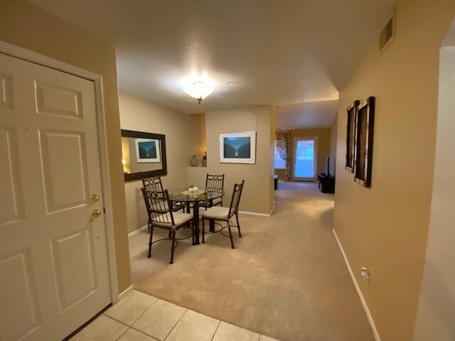 Foto del edificio - 5950 N 78th St