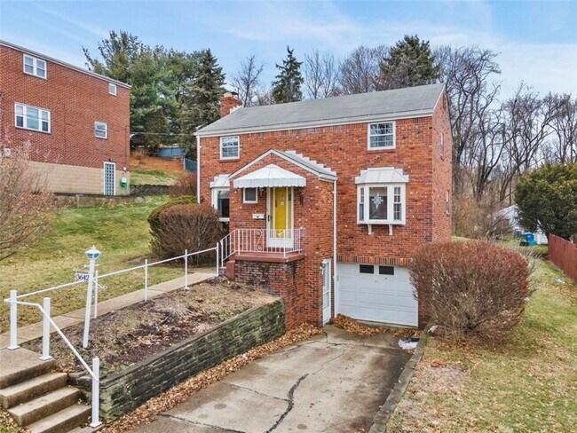 Frente de la casa - 3642 Linden Ave
