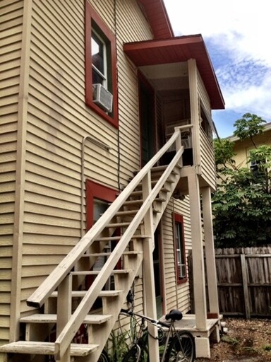 Building Photo - 1416 S Lorenzo Ave