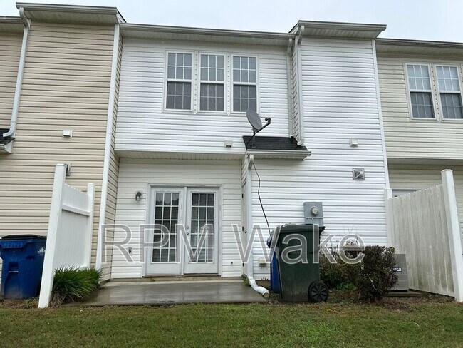 Building Photo - 8307 Glenwood Springs Ct