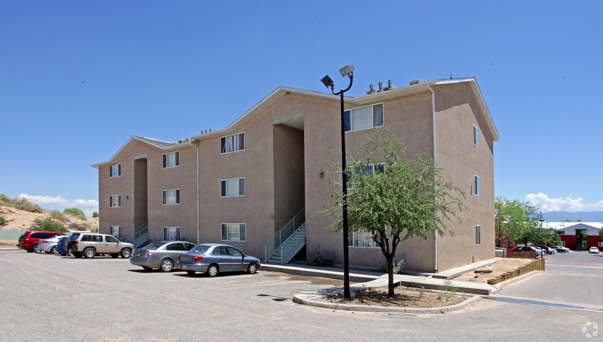 Building Photo - Hillridge Apartments