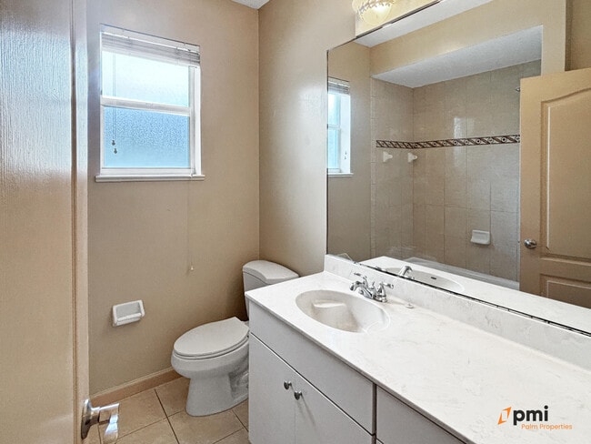 Building Photo - 2820 SE Melaleuca Blvd