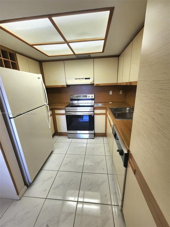 Foto del edificio - 8827 SW 123rd Ct