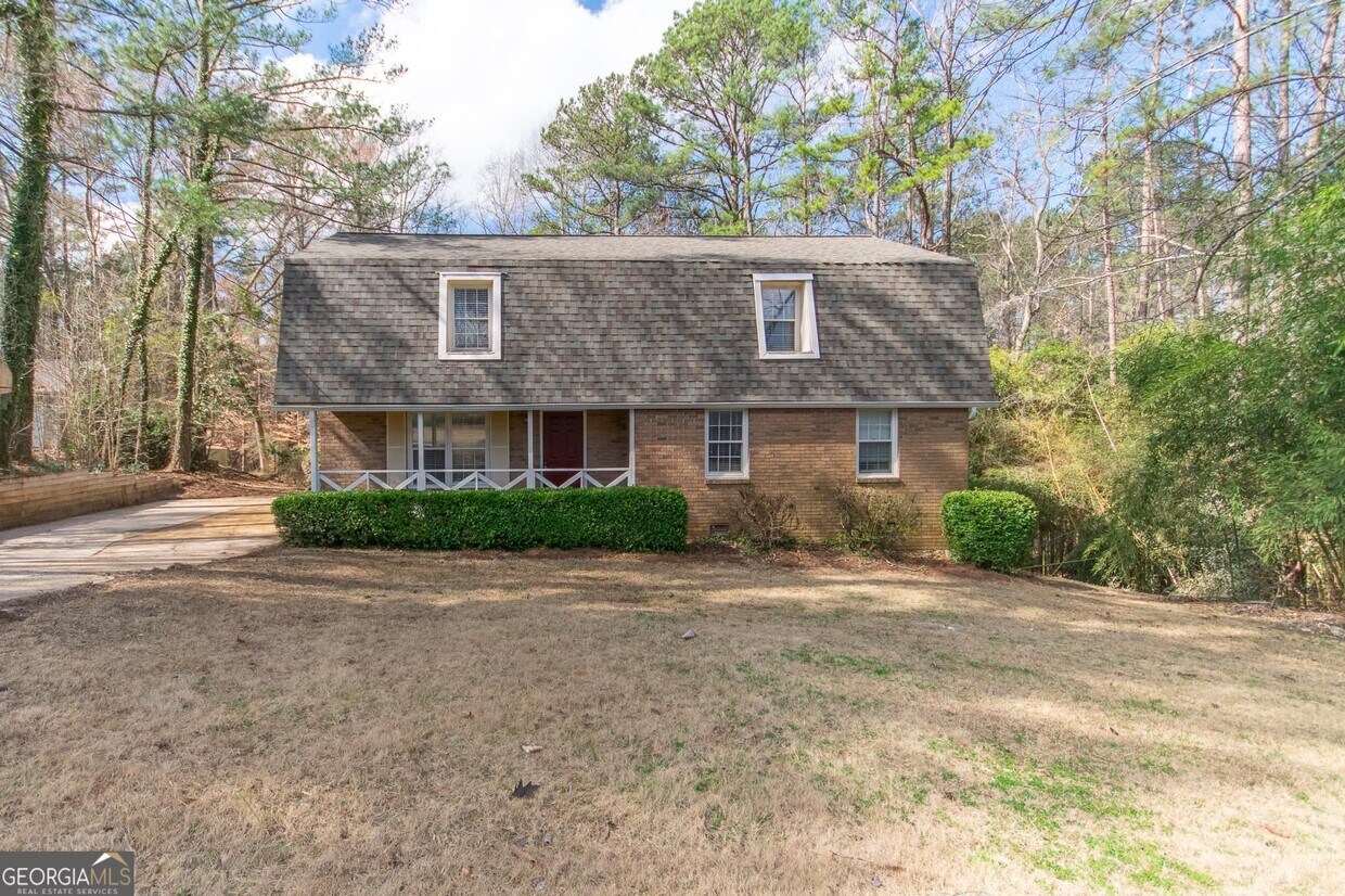 Foto principal - 281 W Lakeview Dr