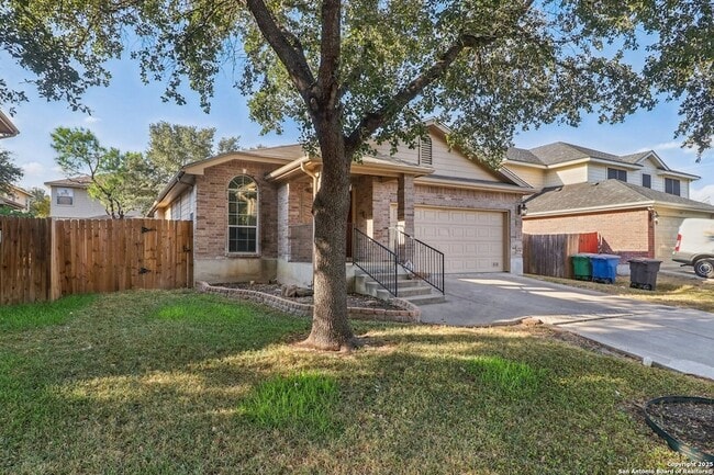 Foto del edificio - 4119 Chinkapin Oak