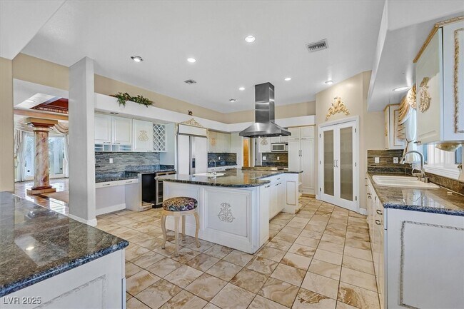 Building Photo - 3372 Westwind Rd