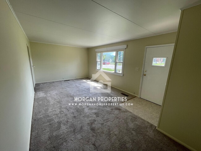 Building Photo - 2729 Shawnee Dr