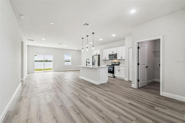 Foto del edificio - 13053 SW 36th Ct