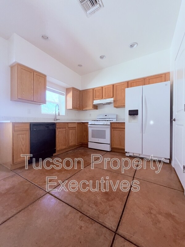 Foto del edificio - 324 W 23rd St