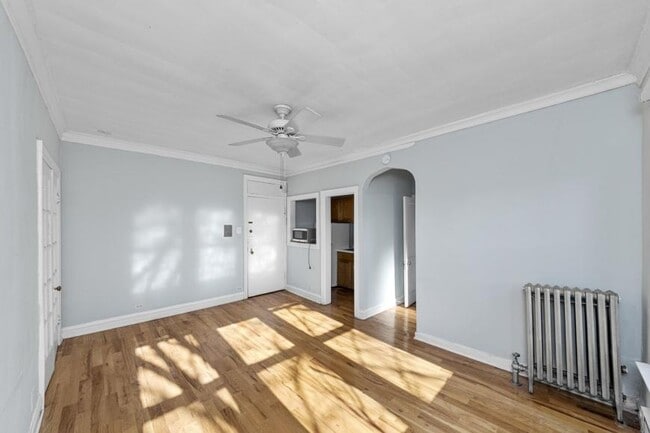 Building Photo - 1 bedroom in Chicago IL 60640