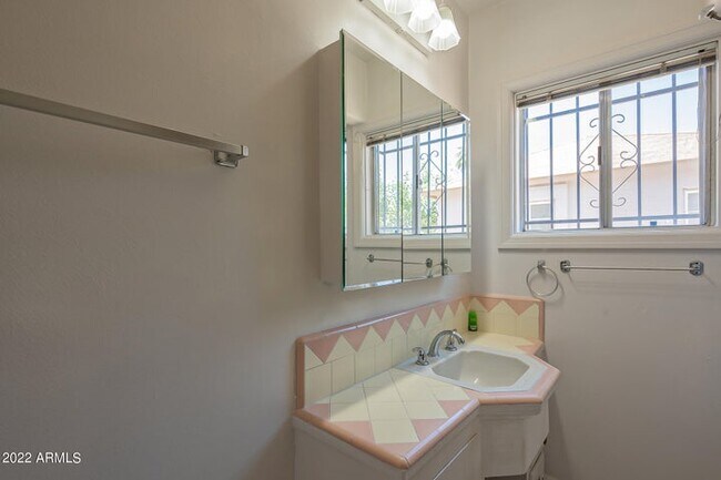 Foto del edificio - 2232 N 14th St