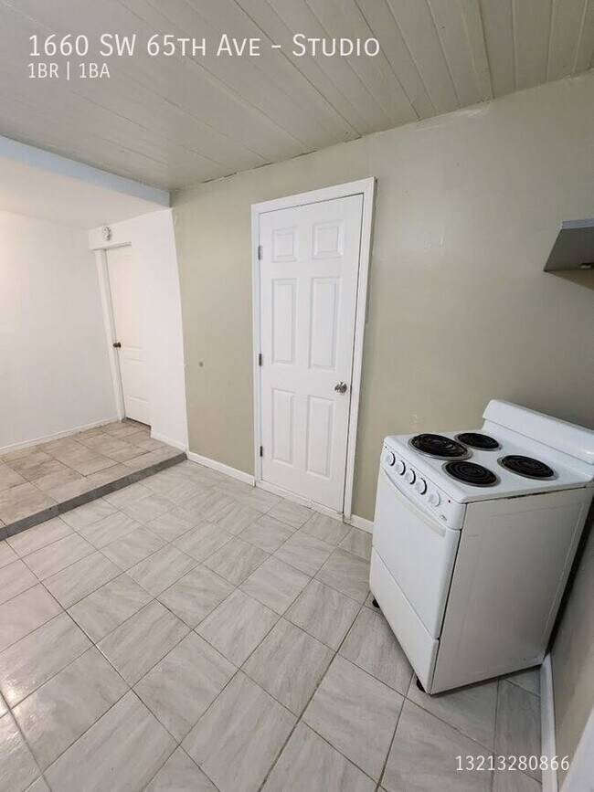 Foto del edificio - 1660 SW 65th Ave