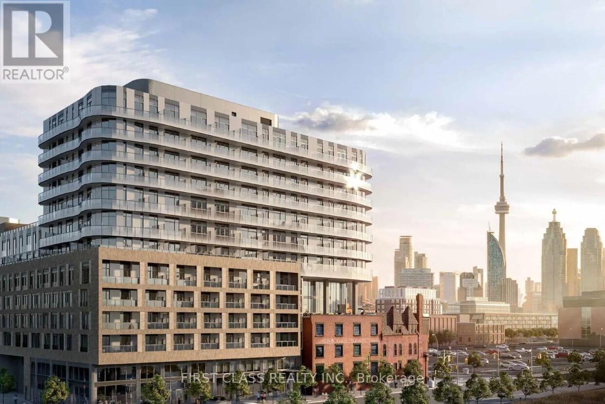 Primary Photo - 425 Front St E