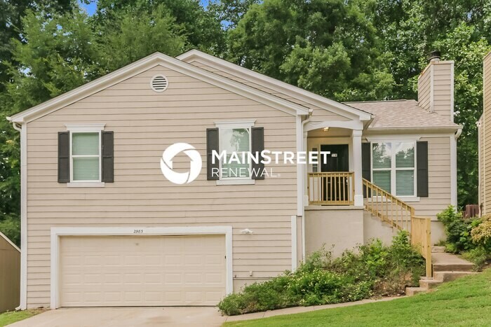 Foto principal - 3 Bedroom Pet-Friendly Home in Decatur, GA...