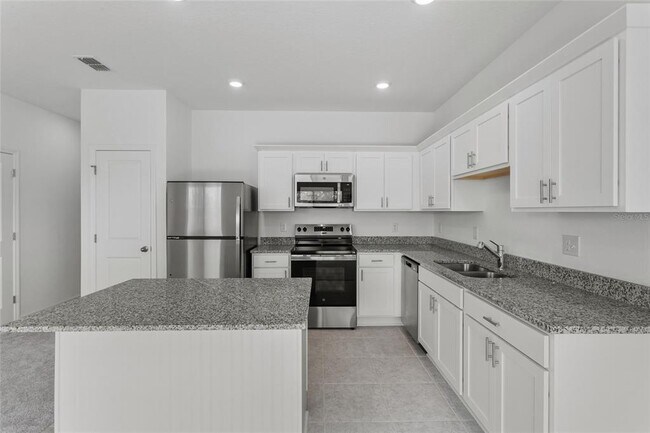 Foto del edificio - 5934 Piney Shrub Pl