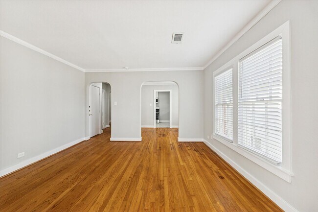 Foto del edificio - 1810/1812 W. Alabama St Apartments