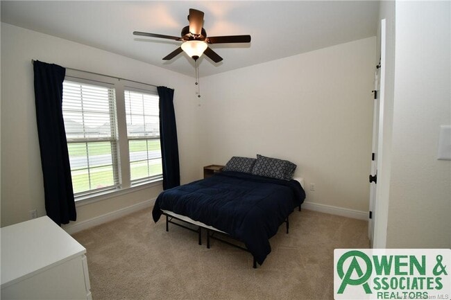Foto del edificio - 3299 Fairwood Ln