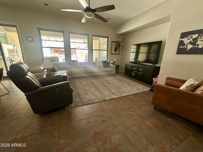 Foto del edificio - 3428 N Acacia Way