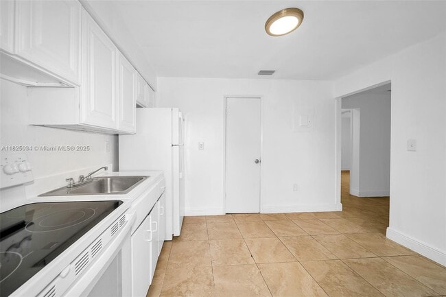 Building Photo - 2125 NW 91st St