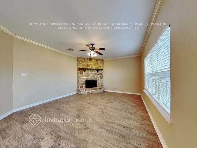 Foto del edificio - 830 Randall Rd