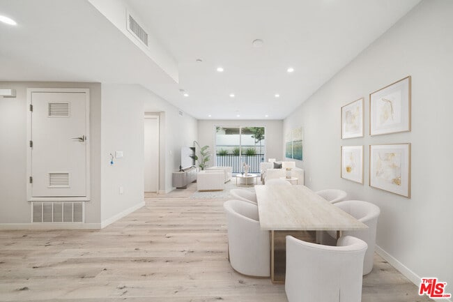 Building Photo - 1051 S Corning St