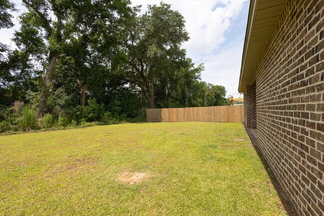Building Photo - 6297 Sonoma Ln