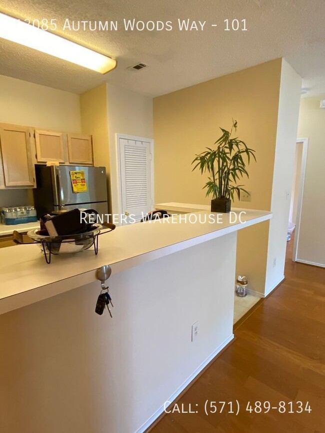 Building Photo - Fabulous 2 Bd /2 Bth Ground Floor Condo w/...