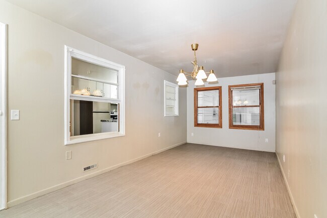 Foto del edificio - 5115 Vincent Ave N
