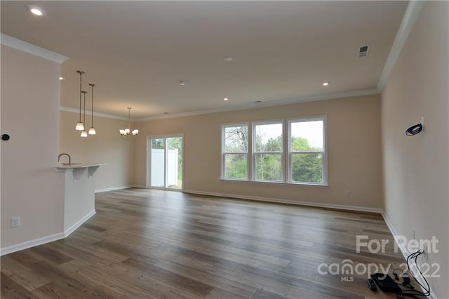 Building Photo - 23034 Clarabelle Dr