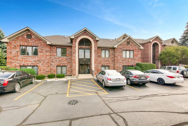 Primary Photo - 8695 W 111th St