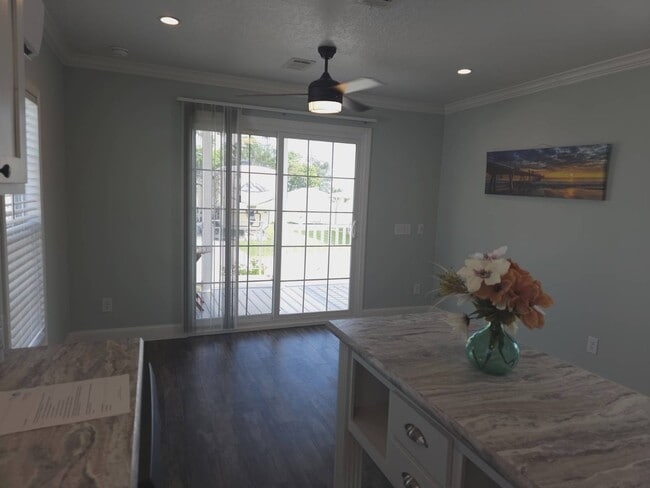 Building Photo - 200 S Banana River Dr