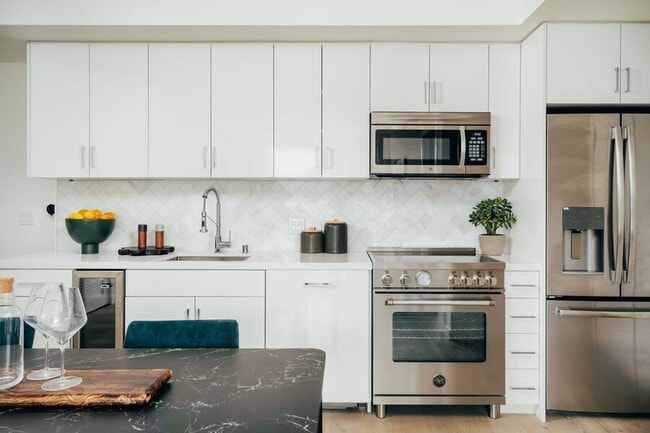 Foto del edificio - 345 8th St