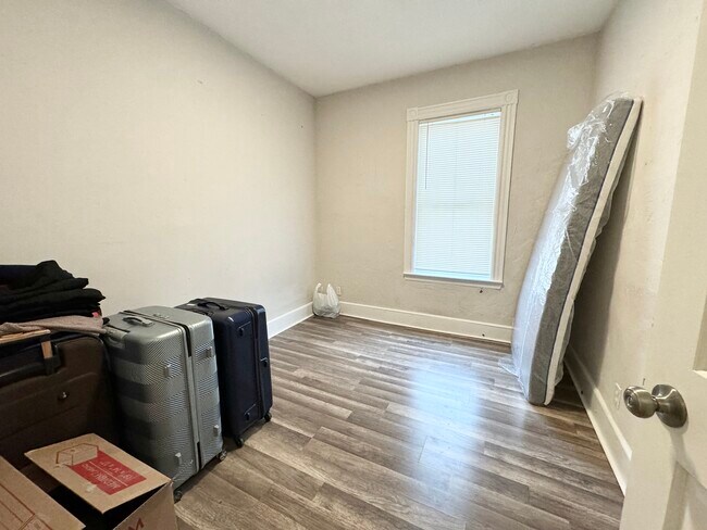 Foto del edificio - 44 Crescent Ave