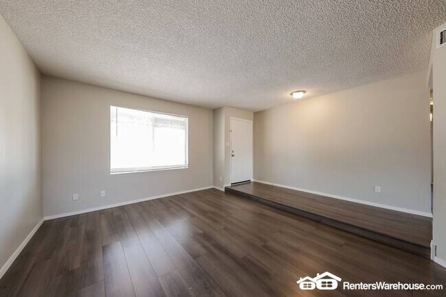 Building Photo - Updated North Phoenix Home.