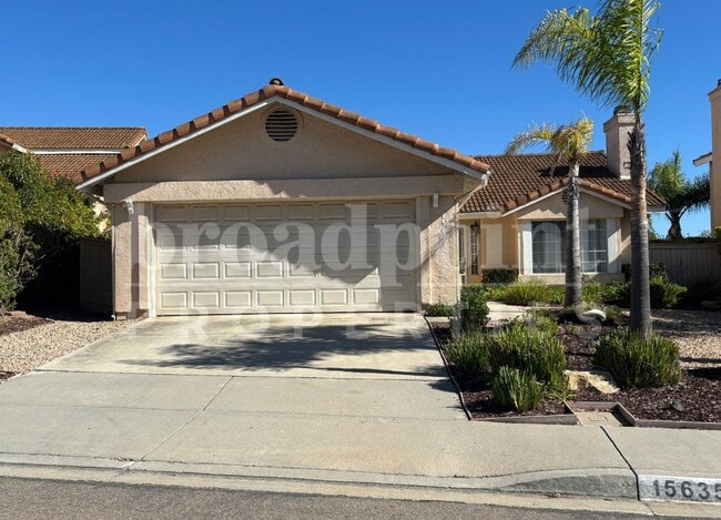 Foto del edificio - 15635 Corte Raposo