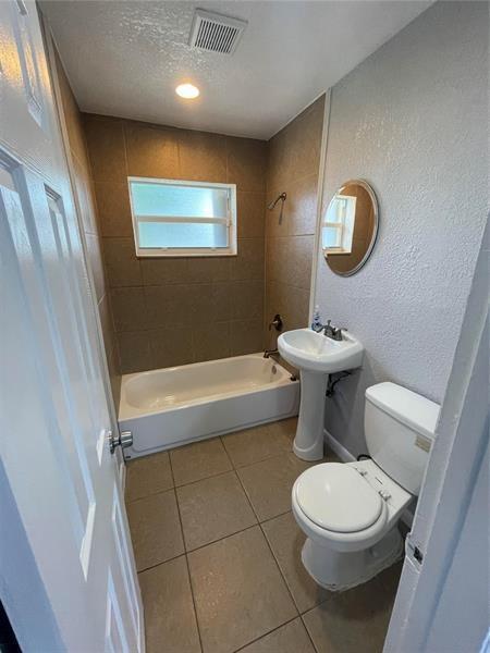 Foto del edificio - 3430 NW 4th Ct