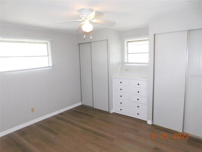 Foto del edificio - 3111 Dorothy Pl