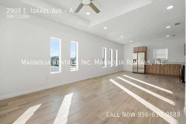 Foto del edificio - 2909 E Israel Ave