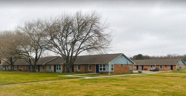 Building Photo - 3301 Royal St