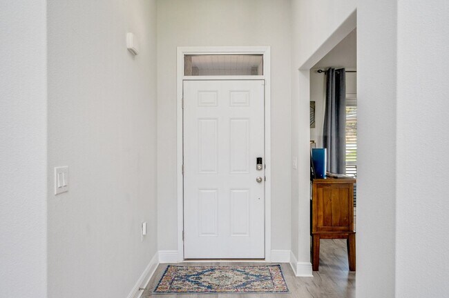 Foto del edificio - 5771 Dogwood Dr E