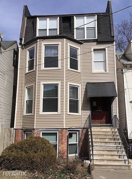 Foto principal - 2 br, 1 bath Apartment - 19 Western Avenue