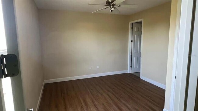 Foto del edificio - 2088 Heritage Ky Blvd