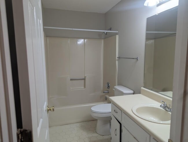 Building Photo - 2139 Holt St
