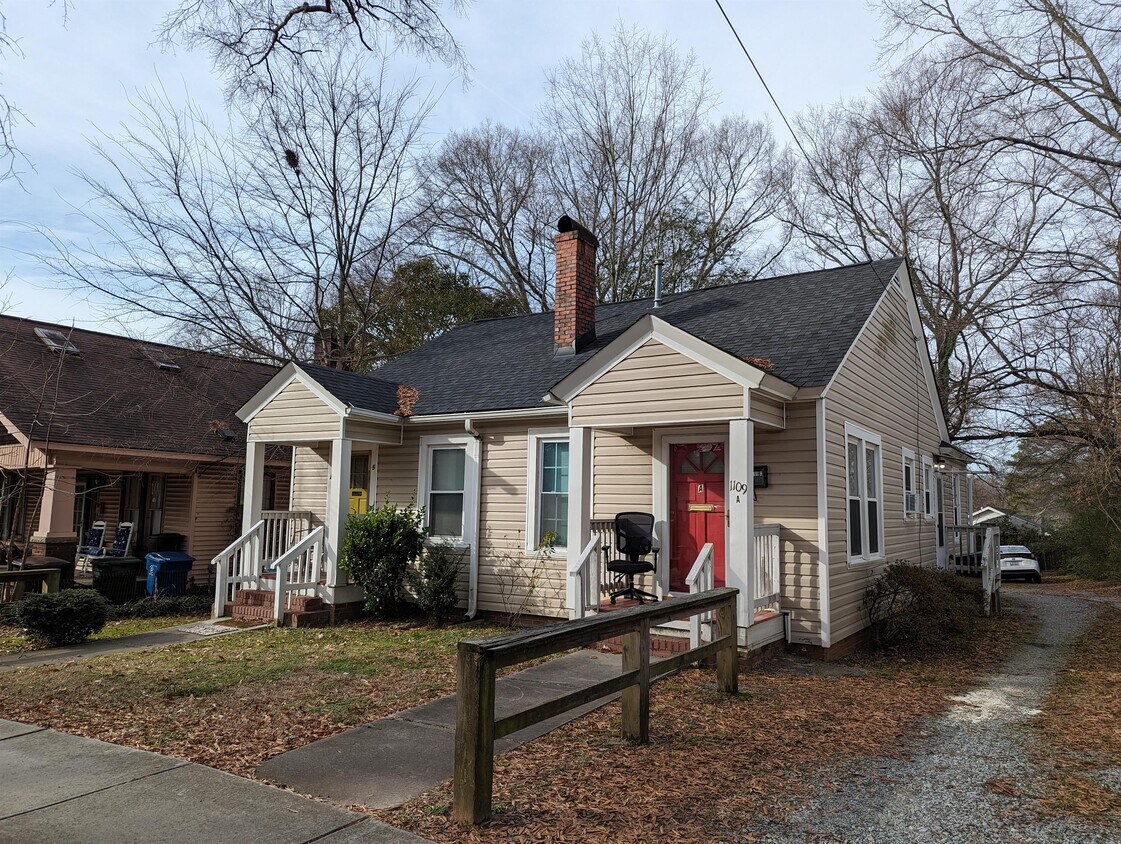 Foto principal - 1109 N Buchanan Blvd