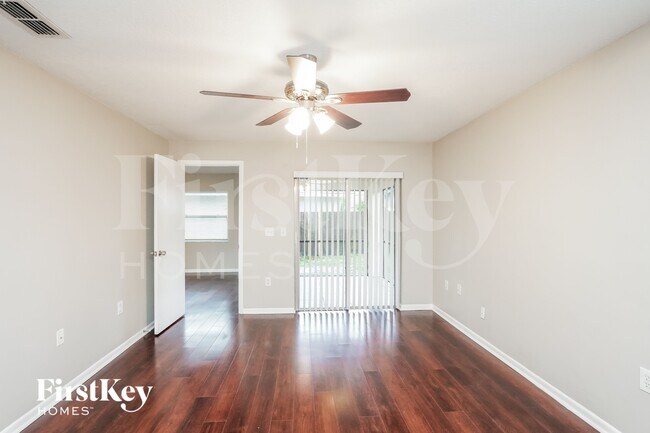 Foto del edificio - 10625 Wyndcliff Dr