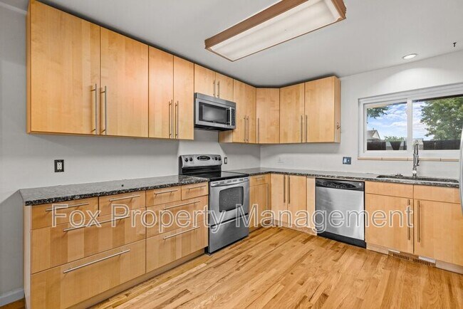 Foto del edificio - 1558 Greenbriar Blvd