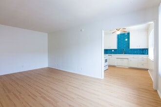 Building Photo - 1243 Federal Ave
