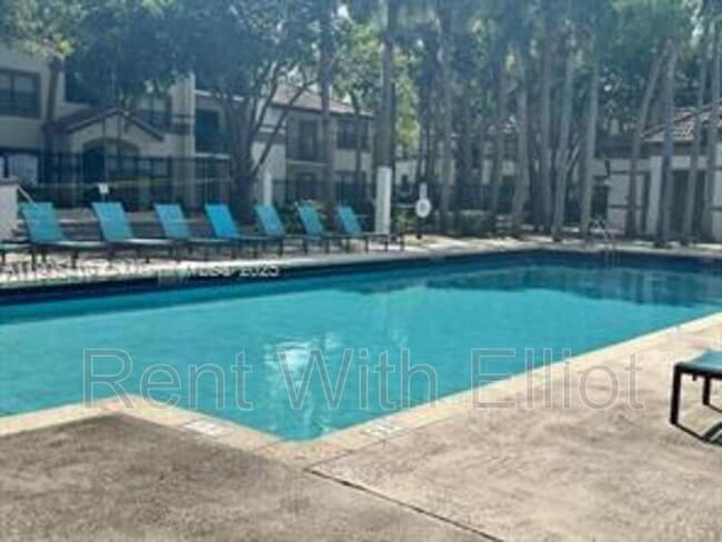 Photo - 610 S Park Rd Apartment