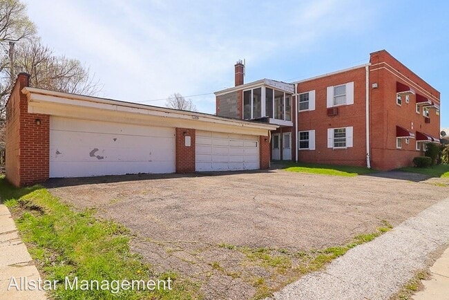 Building Photo - 1 br, 1 bath House - 1574 Luxor Rd #4