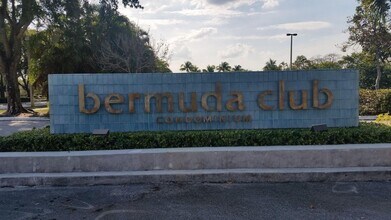Building Photo - 6050 NW 64th Ave
